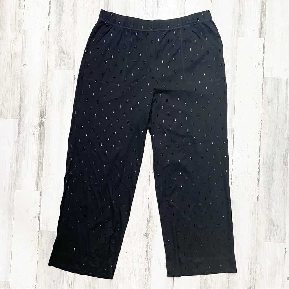 ST. JOHN Studded Accents Sweatpants
